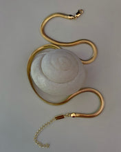 Load image into Gallery viewer, Herringbone Chain