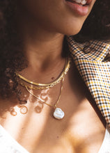 Load image into Gallery viewer, Baroque Pearl Necklace